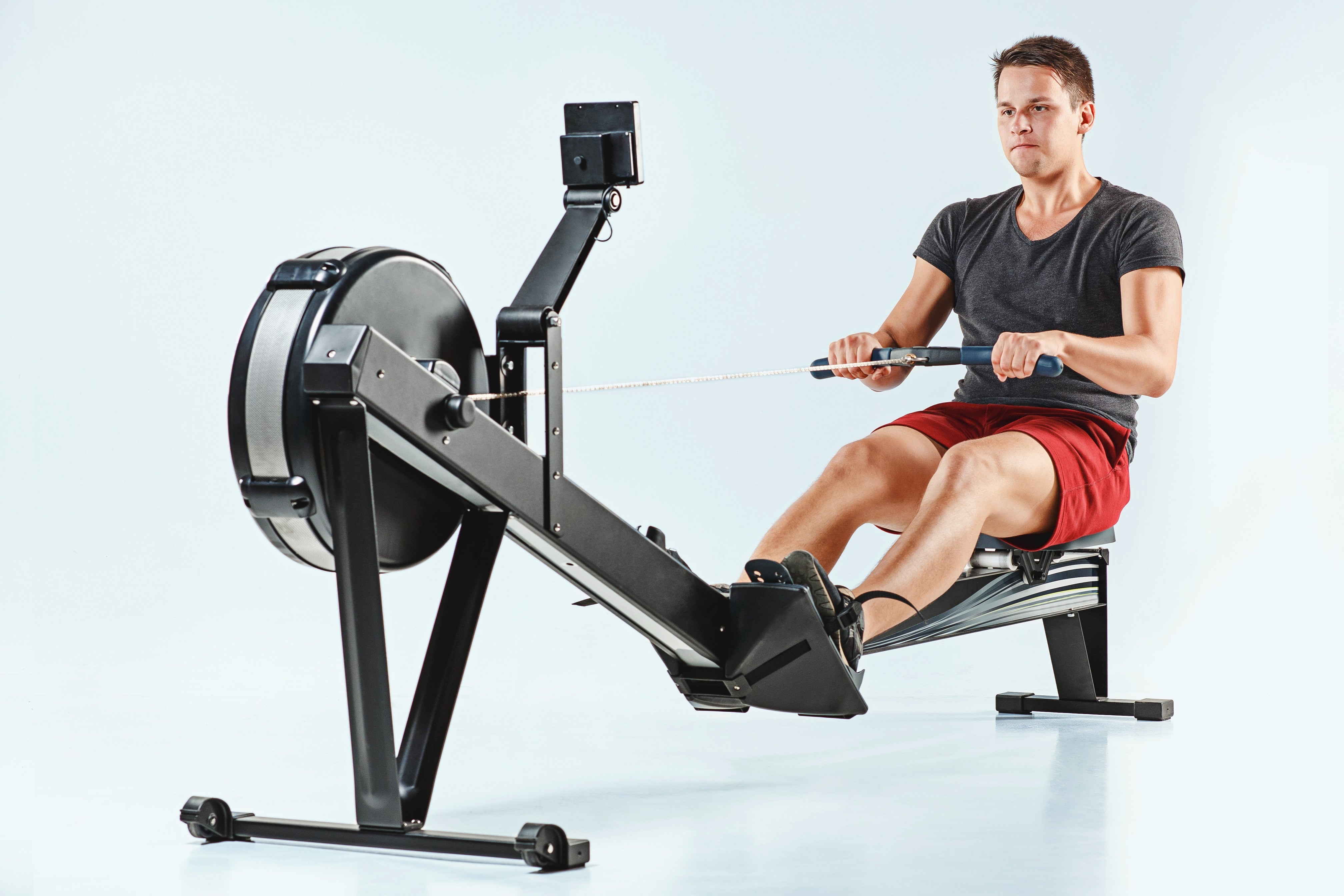 The Benefits of Using Rowing Machines for Full-Body Cardio Workouts